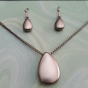 mintMONGOOSE Brushed Silver Teardrop set